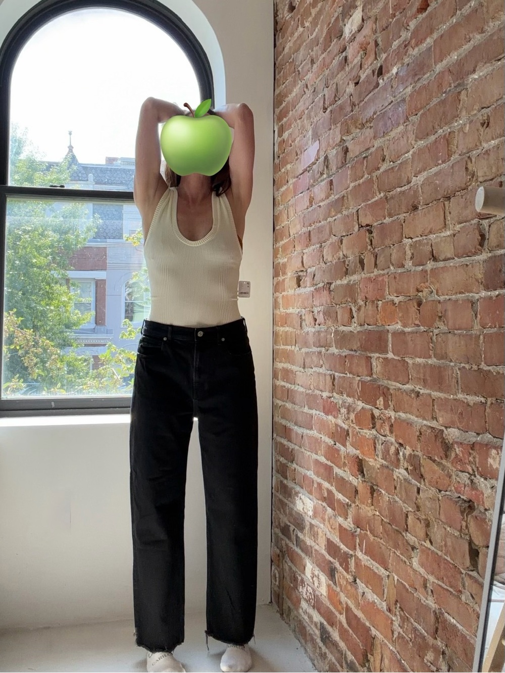 Everlane Black Way High Jeans slight stretch